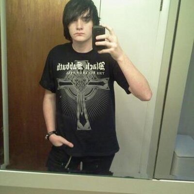 Profile Picture of Kevin LaHue (@FabooFag) on Twitter