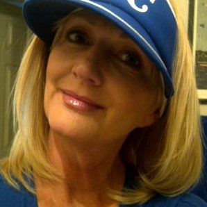 Profile Picture of Jeannette DeVader (@jeannettdevader) on Twitter