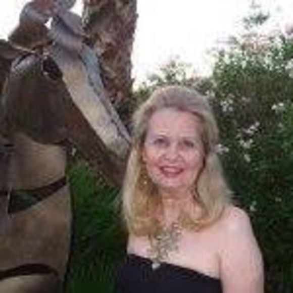 Profile Picture of Pam Case (@pcvegas) on Poshmark