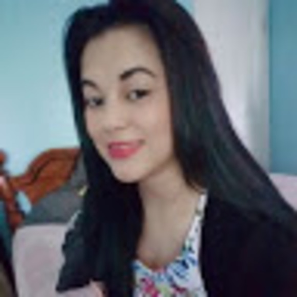 Profile Picture of Greiss Tabora (@greisstabora935) on Poshmark