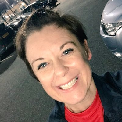 Profile Picture of Claire Louise Knight (@ClaireClknight) on Twitter