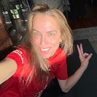 Profile Picture of Devra Berkowitz (@thepresentishereandnow) on Tiktok