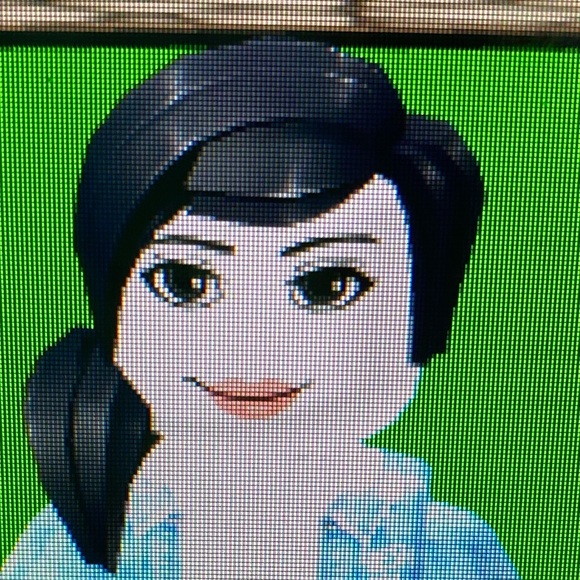 Emily Begue - Poshmark Profile Picture of Emily Begue (@emily_begue) on Poshmark