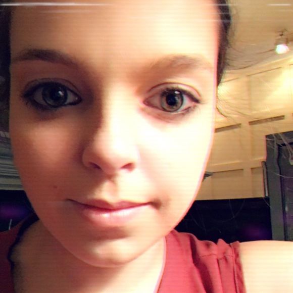 Profile Picture of Jamie Chasmar (@geminichick658) on Poshmark