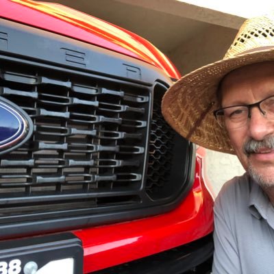 Profile Picture of Buddy Huard (@CaddyBud) on Twitter