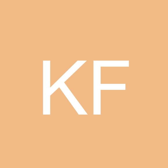 Profile Picture of Kimberly Fedorinchik (@kfedorinchik) on Poshmark