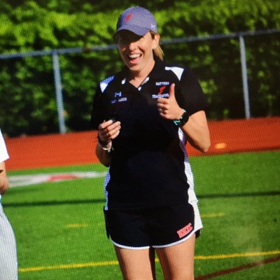 Profile Picture of Anna Baker Snow (@a_bake3) on Twitter