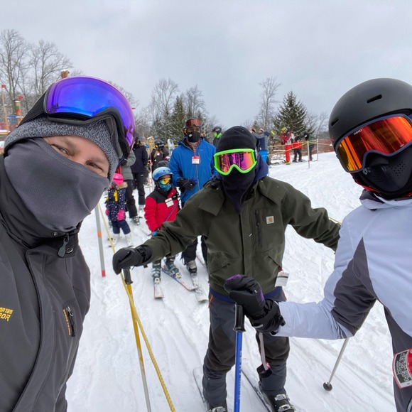 Profile Picture of Brian Andrusko (@brianjandrusko) on Poshmark