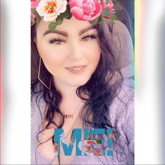 Profile Picture of Kimberly Mcree (@kimberlymcree) on Poshmark