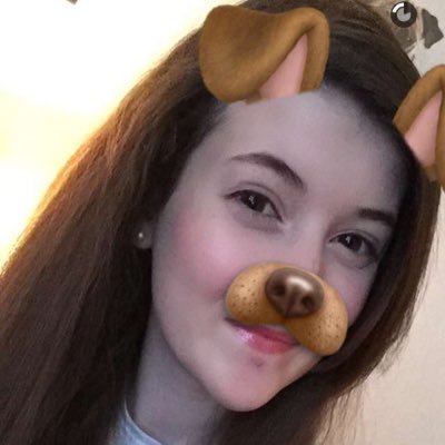 Chloe Bingham - Twitter Profile Picture of Chloe Bingham (@itschloeawesome) on Twitter