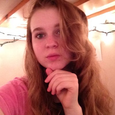 Profile Picture of Grace Greer (@gracethegreer) on Twitter