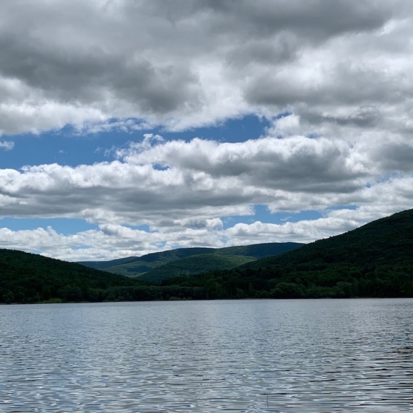 Profile Picture of Peter Radinovic (@srtlegend01) on Poshmark