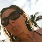 Profile Picture of Robyn Rhodes (@rhodes.robyn) on Instagram