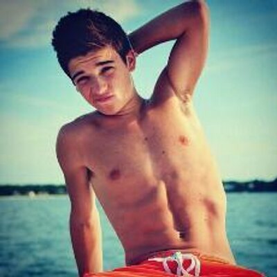 Profile Picture of Chico Soñador™ (@Andy_Busta) on Twitter