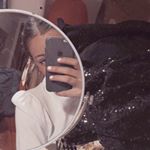 Profile Picture of c d (@luciachaconn) on Instagram