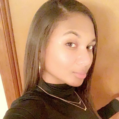 Profile Picture of Ciera ❤️ (@CieraThompson13) on Twitter