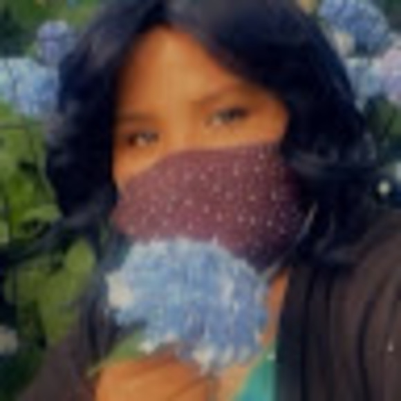 Rivera Gerza - Poshmark Profile Picture of Rivera Gerza (@gerchanny25) on Poshmark