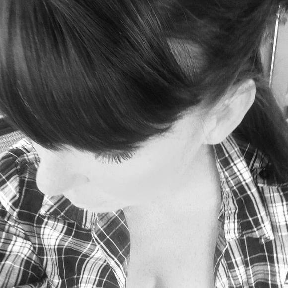 Profile Picture of Tracey Nugent (@nugegrl1969) on Poshmark