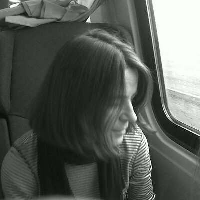 Profile Picture of Emily Rahtz (@EmilyRahtz) on Twitter