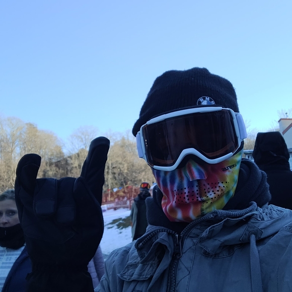 Profile Picture of Arthur Swoboda (@arthies) on Poshmark