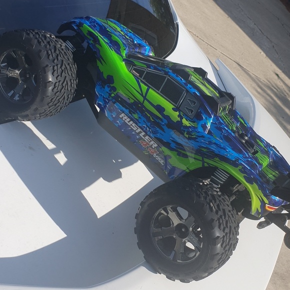 Profile Picture of Jordan Miner (@jminer95) on Poshmark