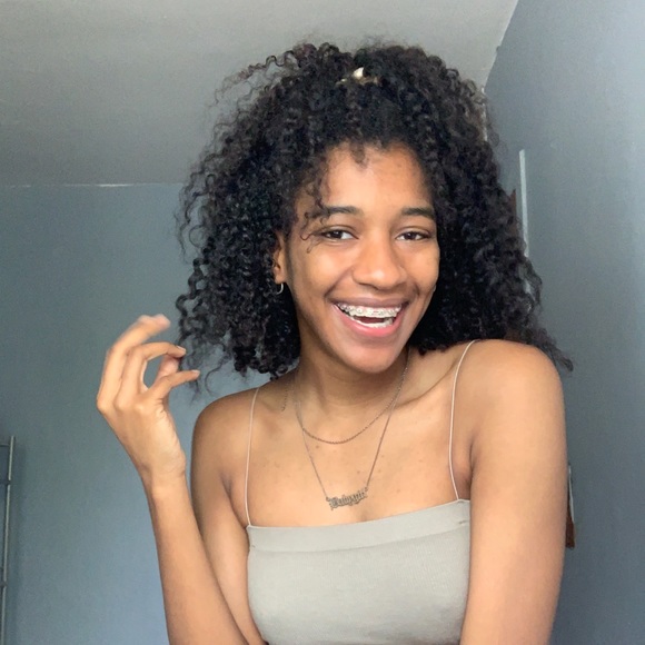 Kayla Brazelton - Poshmark Profile Picture of Kayla Brazelton (@k0yla) on Poshmark