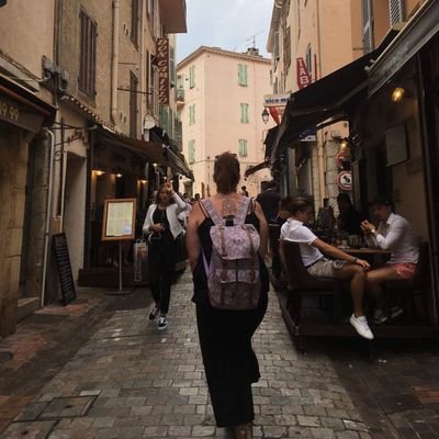 Profile Picture of Eloise Hart (@HartMiss18) on Twitter