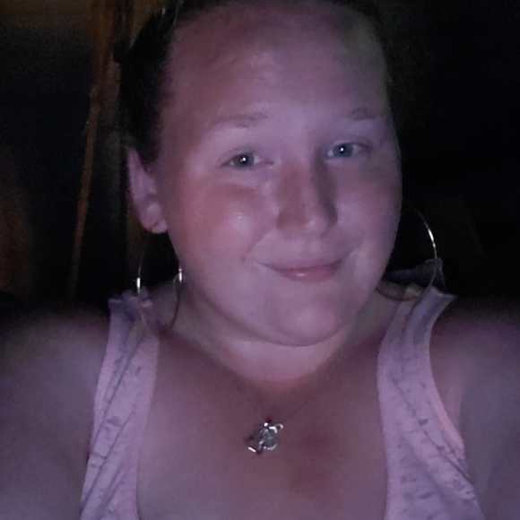 Profile Picture of Samantha Kibbler (@aaidensmommy) on Poshmark