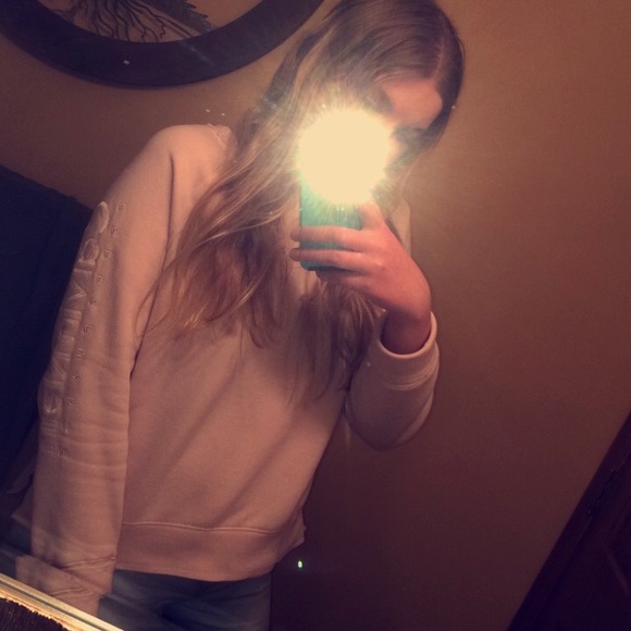 Profile Picture of Kate Jennejohn (@katejennejohn) on Poshmark