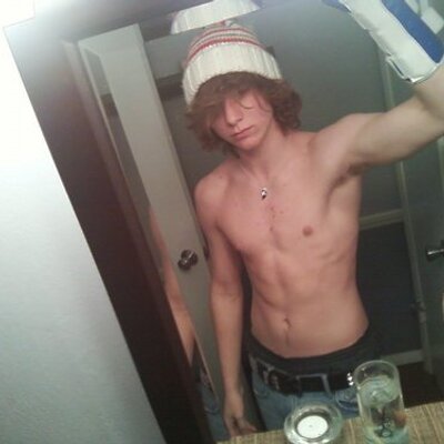 Profile Picture of Andrew Kunkel (@yyouhaveAIDS) on Twitter