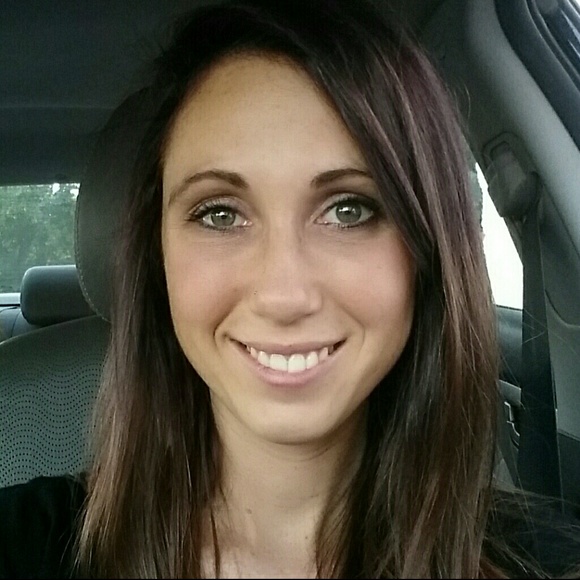 Profile Picture of Jaymee Adair (@jmeadair) on Poshmark