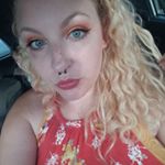 Profile Picture of Cora Reyes (@corafriedsleek) on Instagram