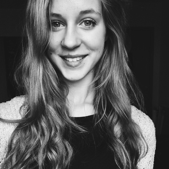 Profile Picture of Inna Tarasov (@inna_tarasov) on Poshmark