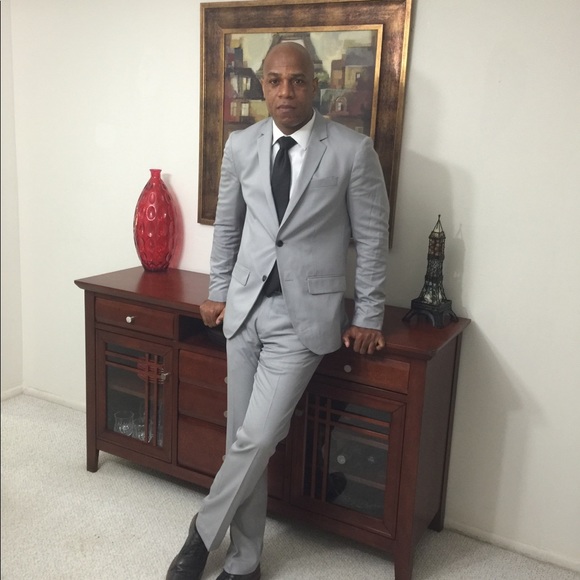 Profile Picture of Franck Noel (@azube) on Poshmark