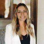 Profile Picture of Olivia Crain (@oliviacrainrealtor) on Instagram