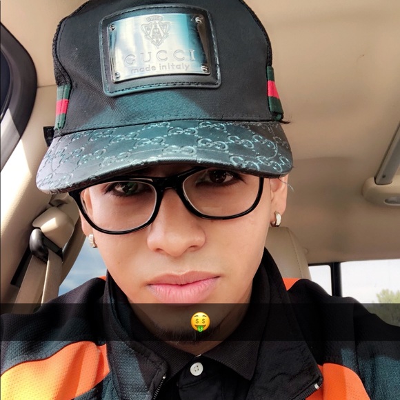 Profile Picture of Alexis Palomares (@alexis1877) on Poshmark