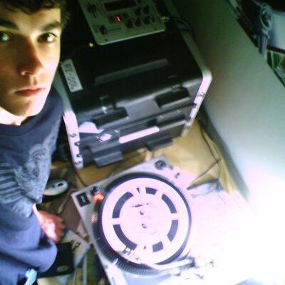 Profile Picture of Joshua Eckert (@theaudiophiliac) on Twitter