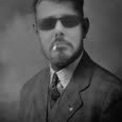 Profile Picture of J E Solignac-Lecomte (@JeanLecomte) on Twitter