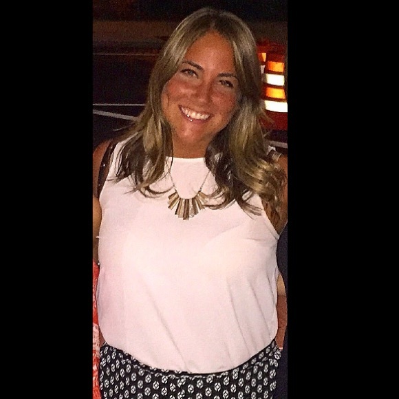 Profile Picture of Jenna Sidor (@jenna_brooke) on Poshmark
