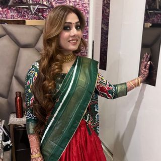 Profile Picture of Pooja Malhotra Makeovers (@poojamalhotramakeovers) on Instagram