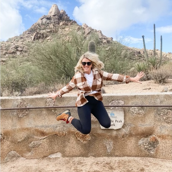 Kirstin Pfannenstein - Poshmark Profile Picture of Kirstin Pfannenstein (@kpfan) on Poshmark