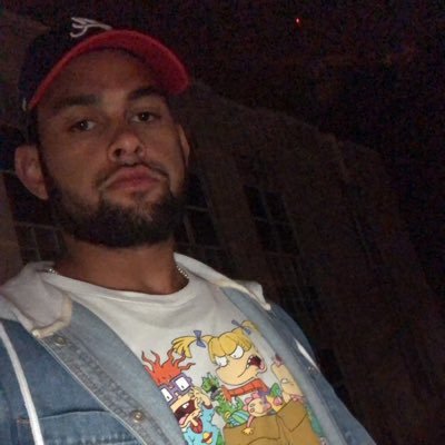 Profile Picture of Garrett Damon (@GbabyDamon) on Twitter