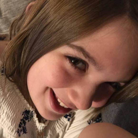 Profile Picture of Dawn Larsen (@dawnlarsen904) on Poshmark