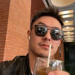 Profile Picture of 张韩信 (@张韩信) on Facebook