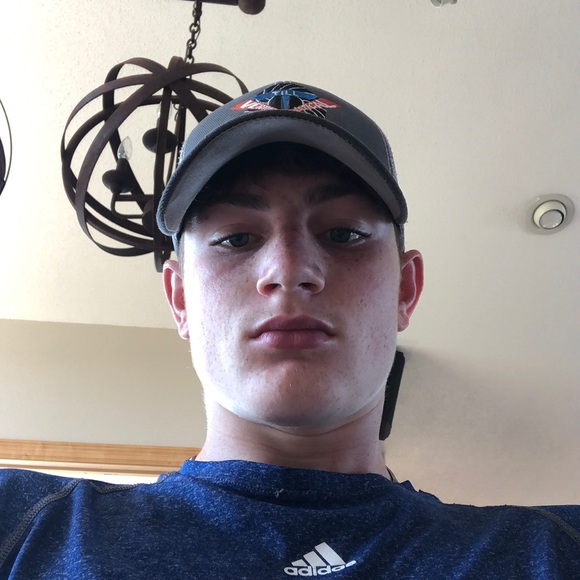 Profile Picture of Brenton Bonebrake (@bbonebrake22) on Poshmark