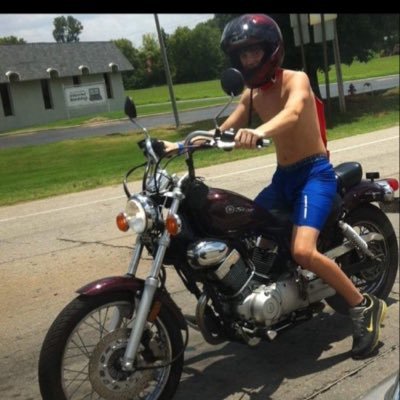 Profile Picture of Brendon Mathews (@2much88) on Twitter