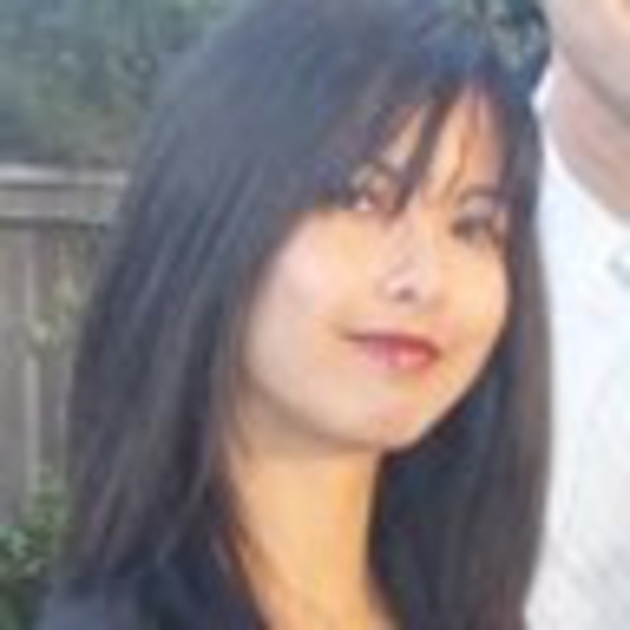 Profile Picture of Crystal David (@cu_tea) on Poshmark