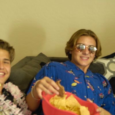 Profile Picture of Dylan (@DylannMckenna) on Twitter