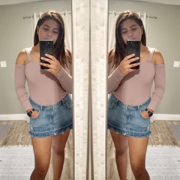 Profile Picture of Paola Toledo (@pt2240469) on Poshmark