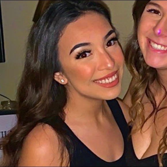 Profile Picture of Danielle Copado (@daniellecopado) on Poshmark